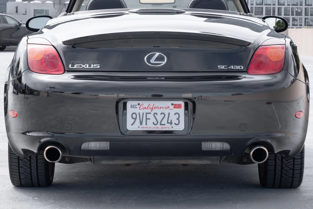 2005 Lexus SC430 - Image 18 of 31