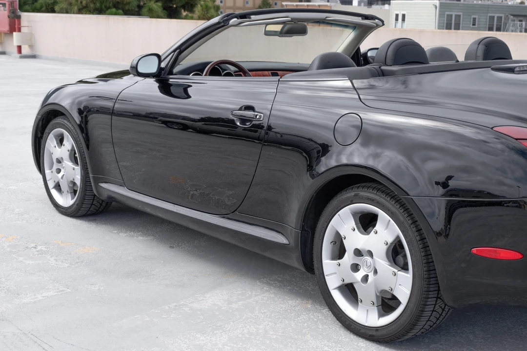 2005 Lexus SC430 - Image 24 of 31