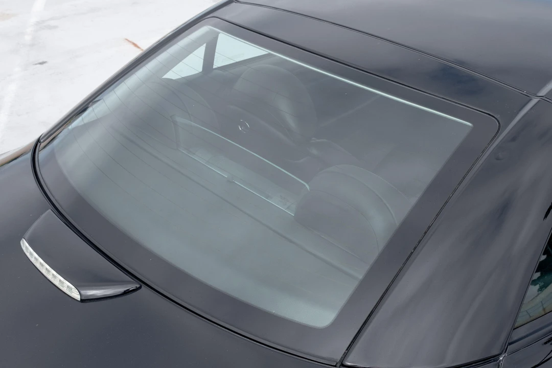 2005 Lexus SC430 - Image 26 of 31