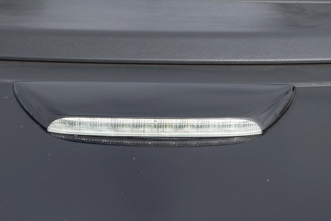 2005 Lexus SC430 - Image 30 of 31