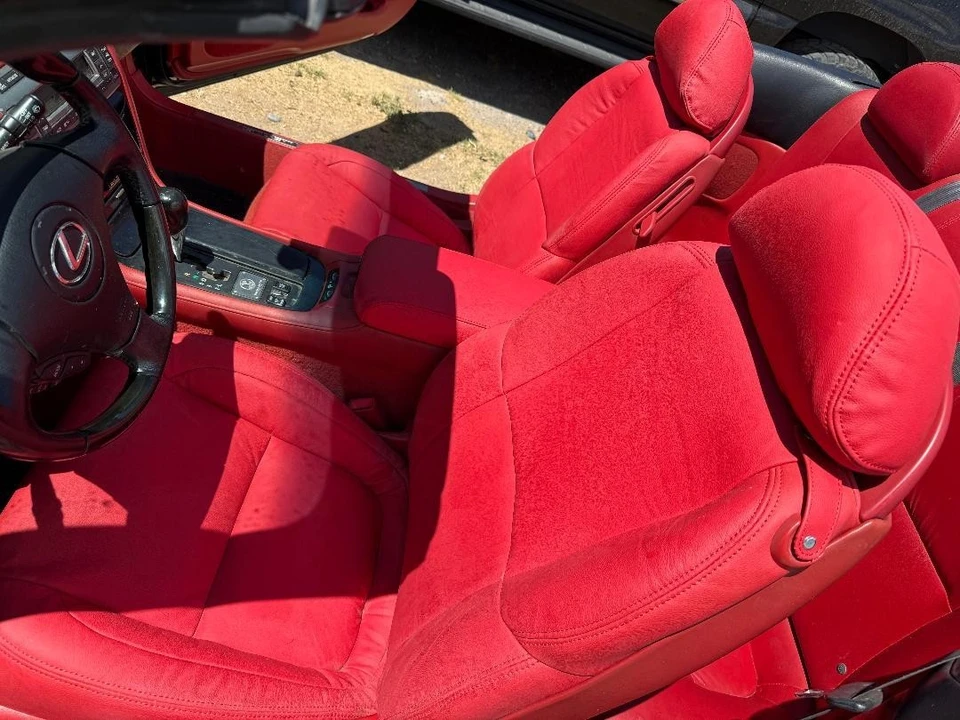 2005 Lexus SC430 - Image 19 of 26