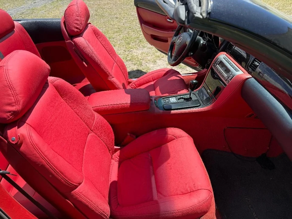 2005 Lexus SC430 - Image 23 of 26