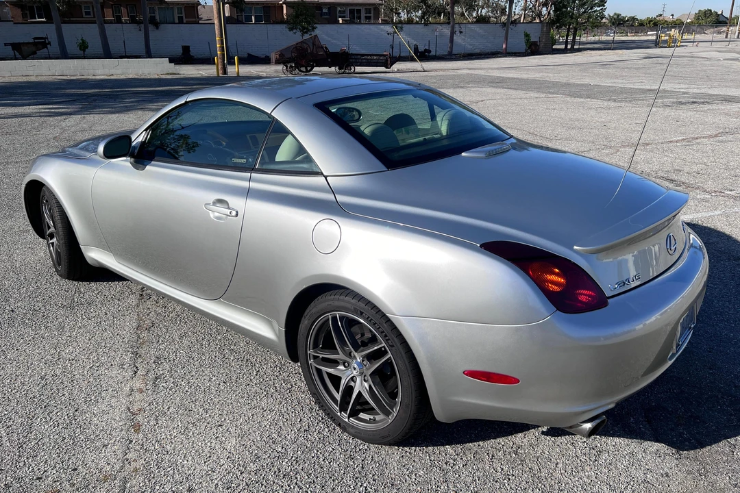 2005 Lexus SC430 - Image 4 of 31