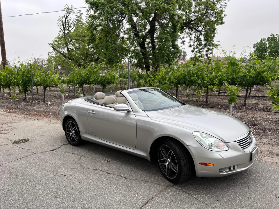 2005 Lexus SC430 - Image 13 of 31