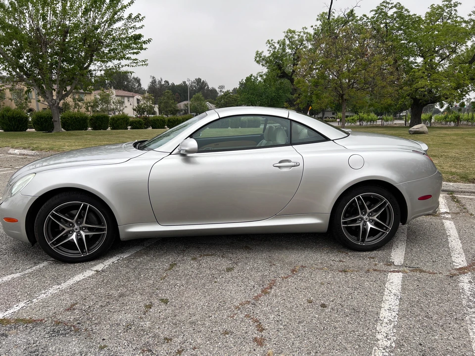2005 Lexus SC430 - Image 17 of 31
