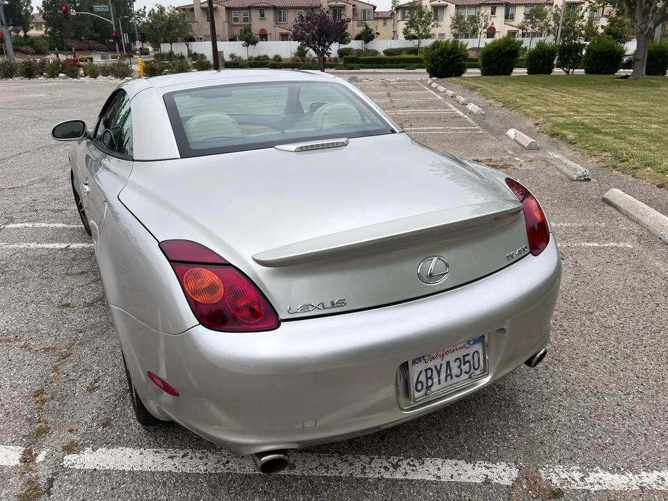 2005 Lexus SC430 - Image 20 of 31