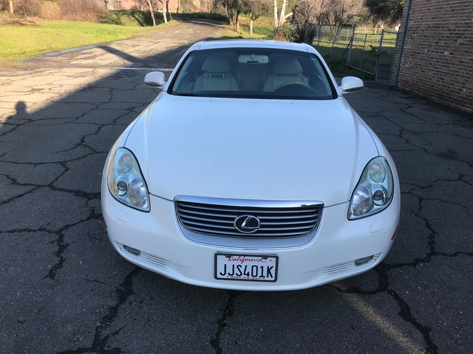 2005 Lexus SC430 - Image 11 of 31