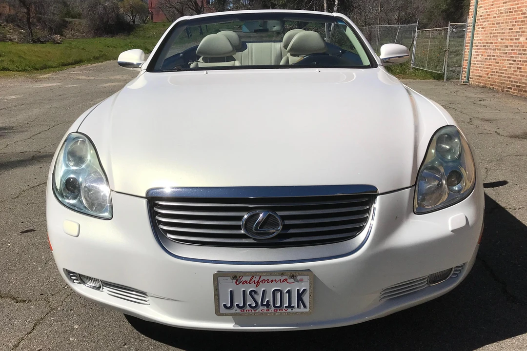 2005 Lexus SC430 - Image 2 of 31