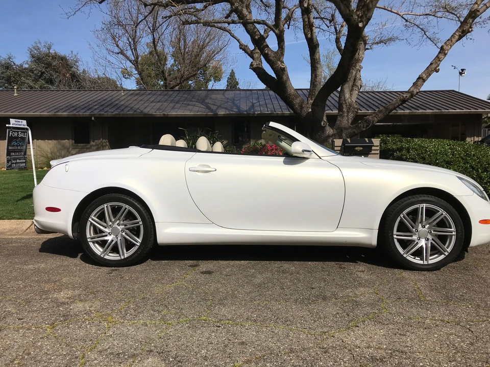 2005 Lexus SC430 - Image 10 of 31