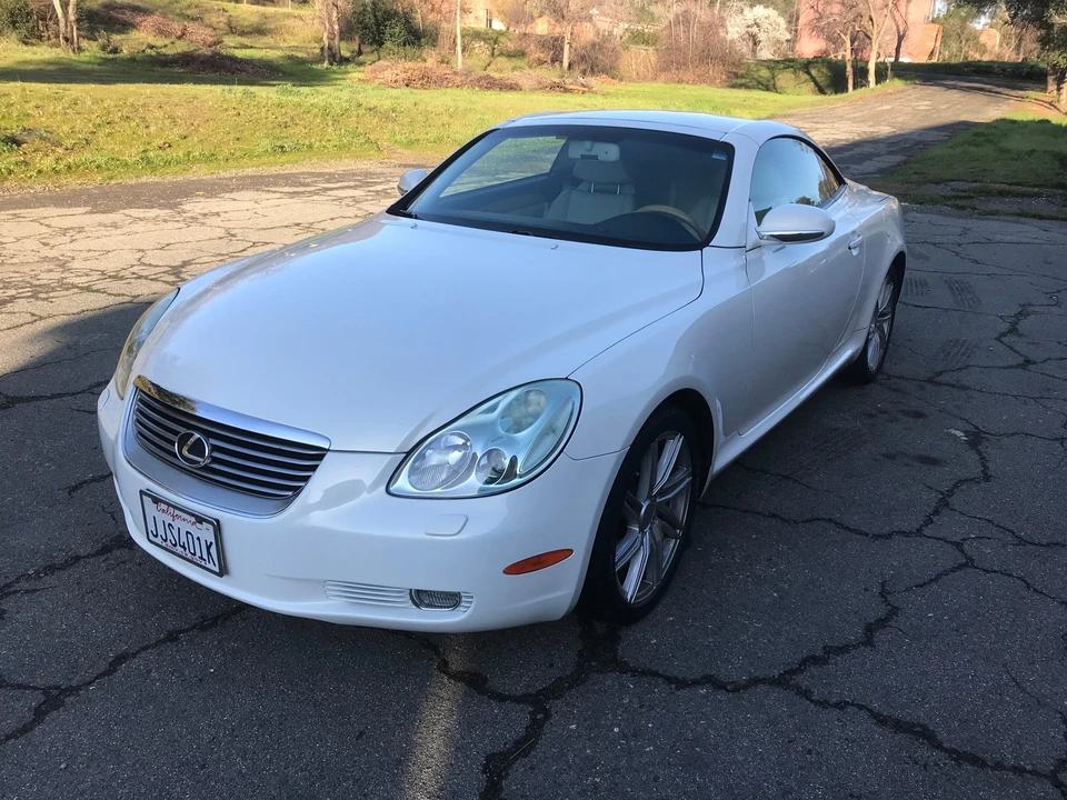 2005 Lexus SC430 - Image 12 of 31