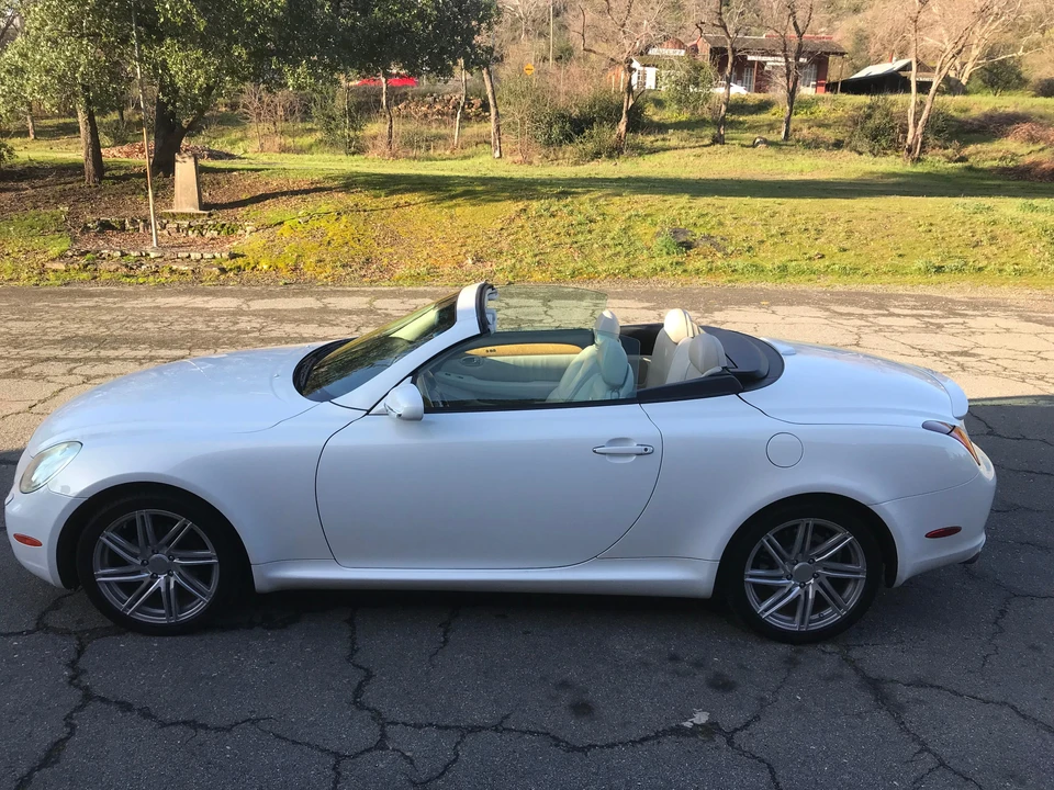 2005 Lexus SC430 - Image 7 of 31