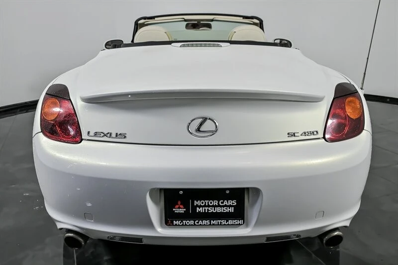 2005 Lexus SC430 - Image 9 of 21