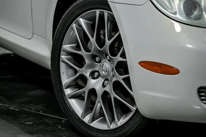 2005 Lexus SC430 - Image 3 of 21