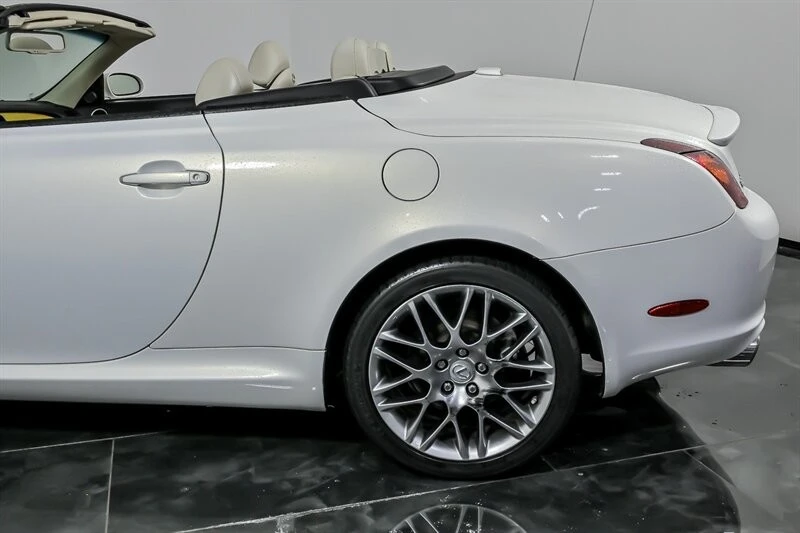 2005 Lexus SC430 - Image 7 of 21