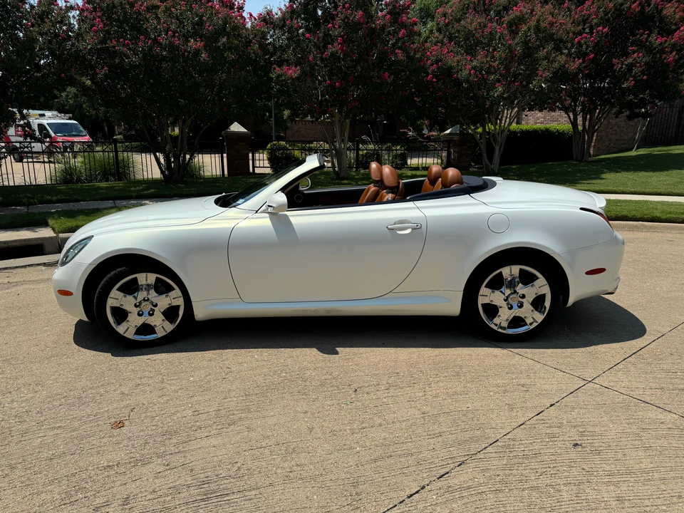 2005 Lexus SC430 - Image 6 of 31