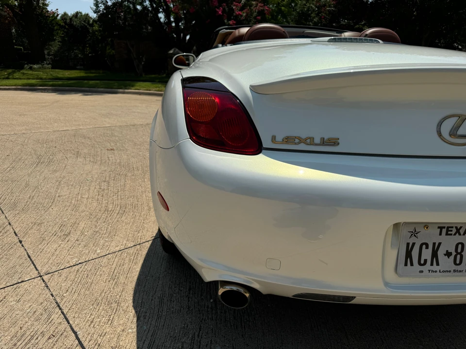 2005 Lexus SC430 - Image 21 of 31