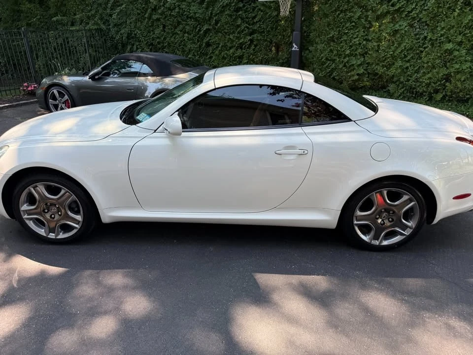 2005 Lexus SC430 - Image 10 of 11