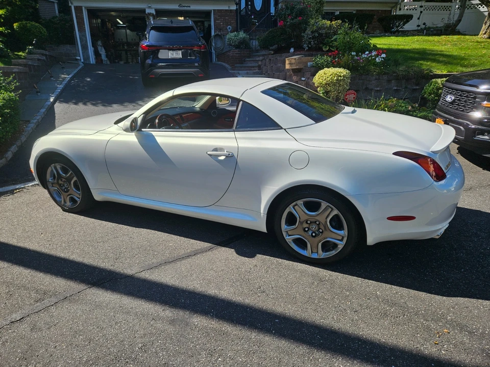 2005 Lexus SC430 - Image 5 of 11