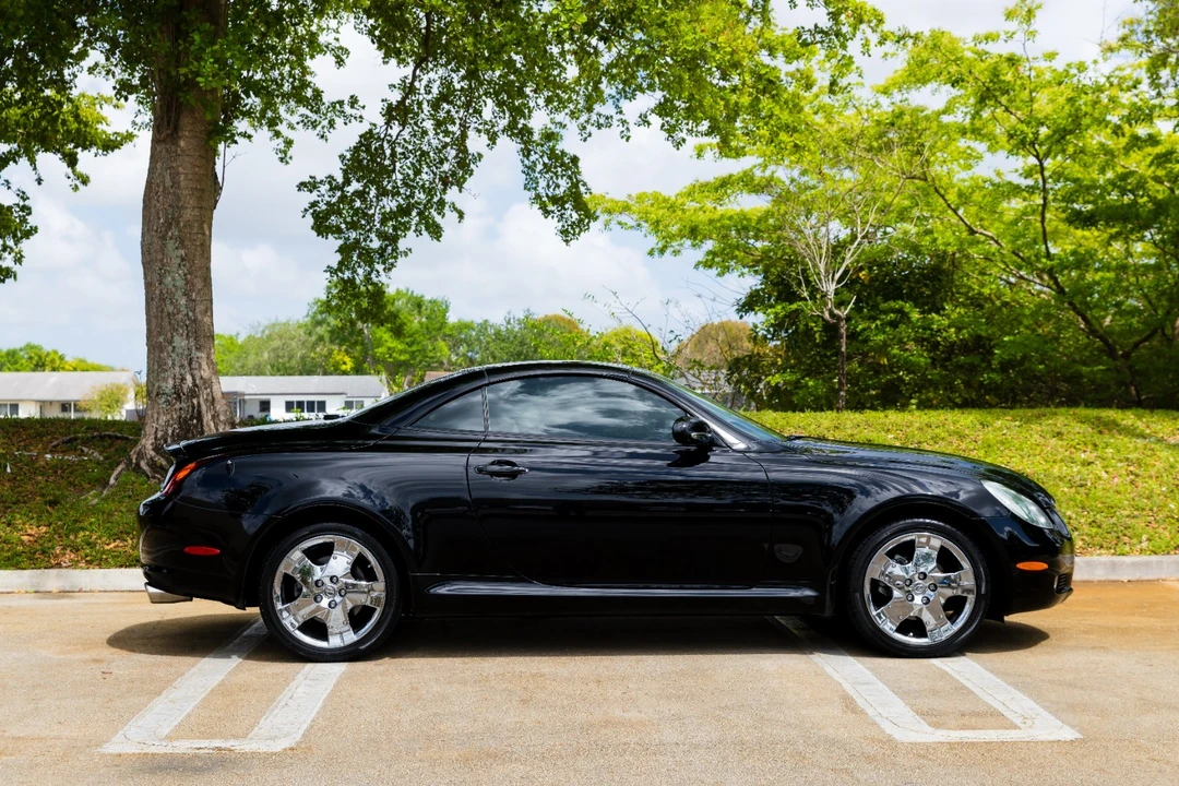 2005 Lexus SC430 - Image 6 of 31