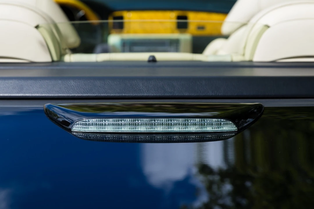 2005 Lexus SC430 - Image 22 of 31