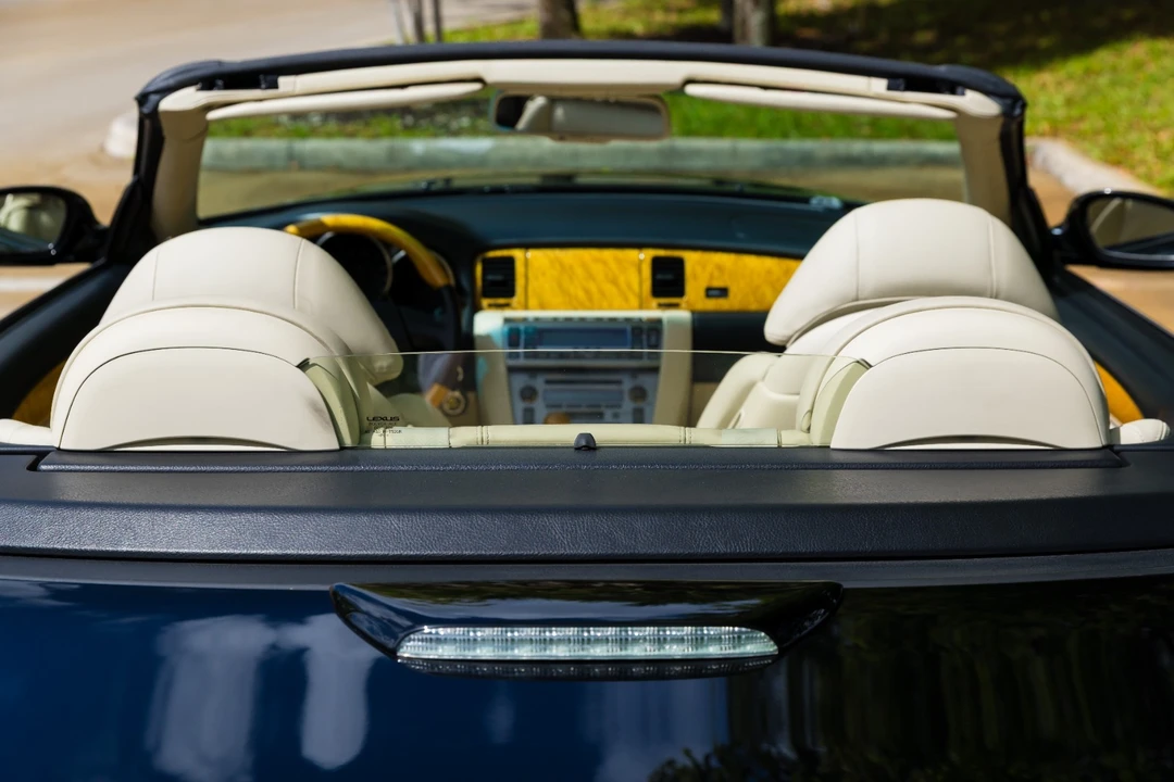 2005 Lexus SC430 - Image 25 of 31