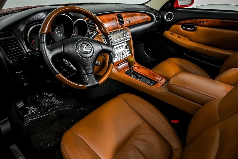 2005 Lexus SC430 - Image 18 of 31