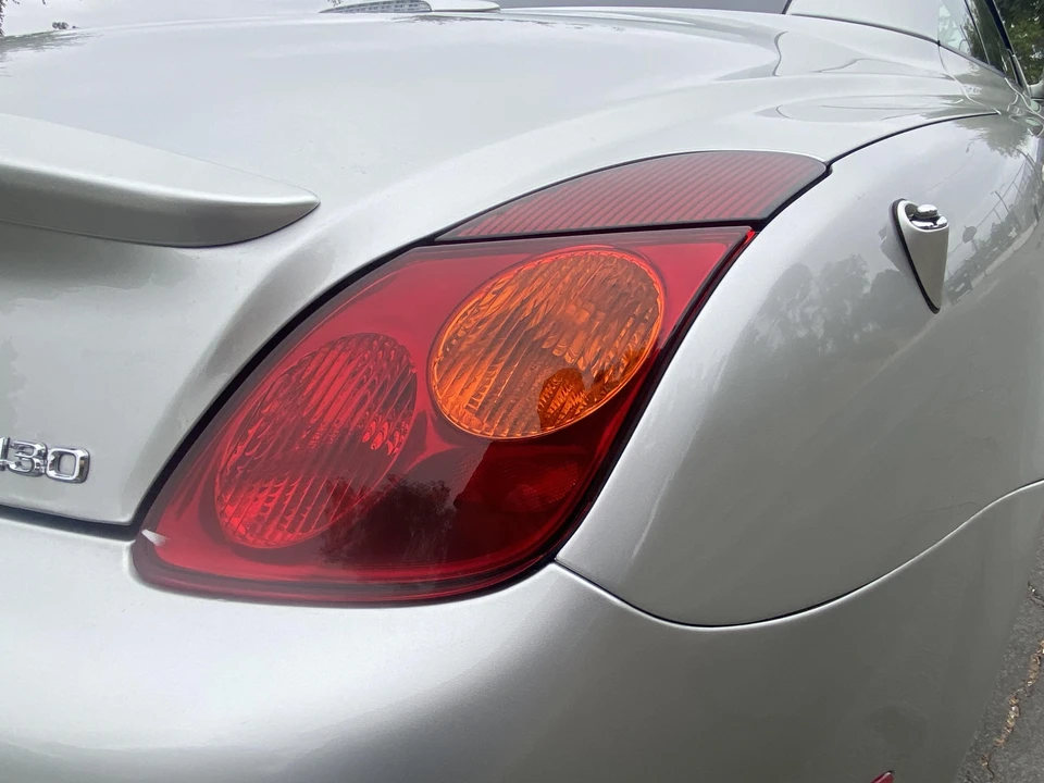 2005 Lexus SC430 - Image 28 of 31