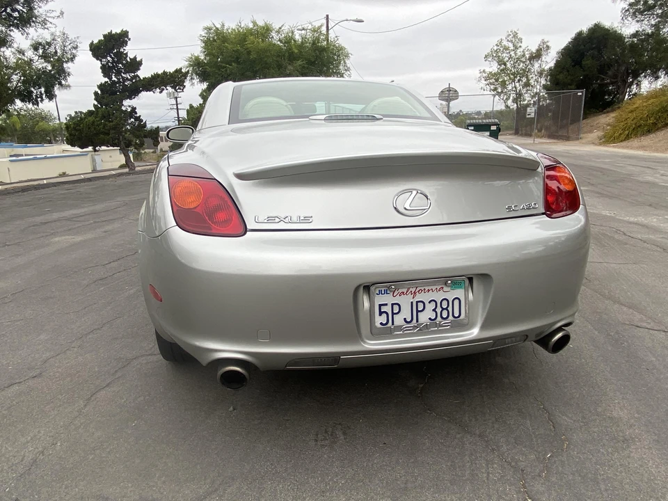 2005 Lexus SC430 - Image 15 of 31