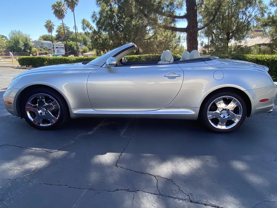 2005 Lexus SC430 - Image 6 of 31