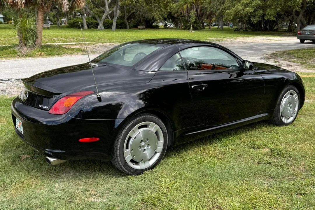 2005 Lexus SC430 - Image 4 of 31