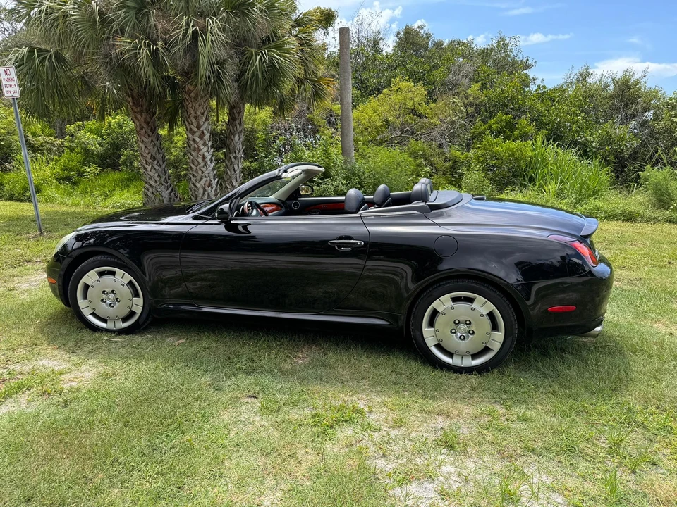 2005 Lexus SC430 - Image 16 of 31