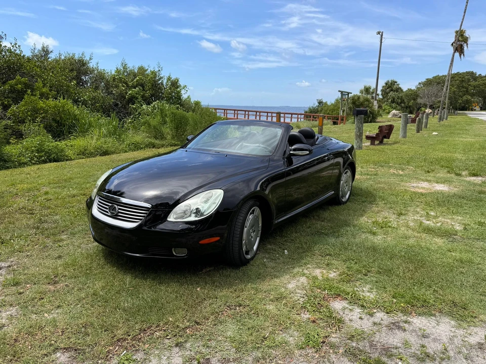 2005 Lexus SC430 - Image 11 of 31