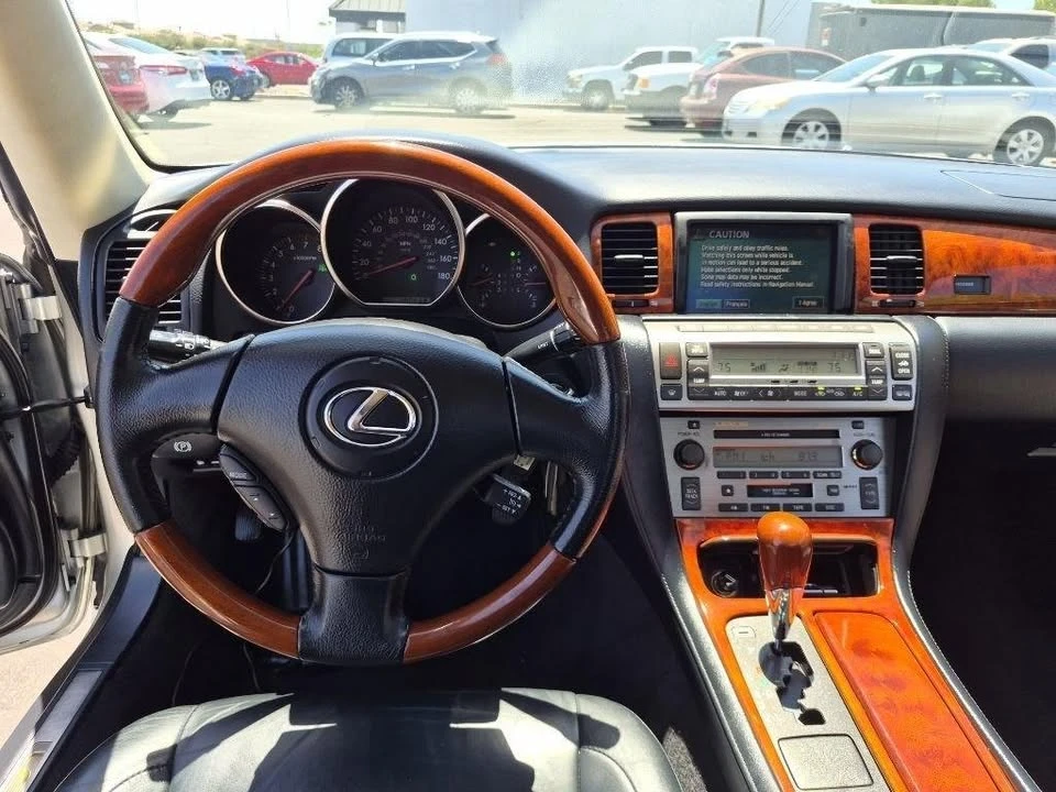2005 Lexus SC430 - Image 18 of 20