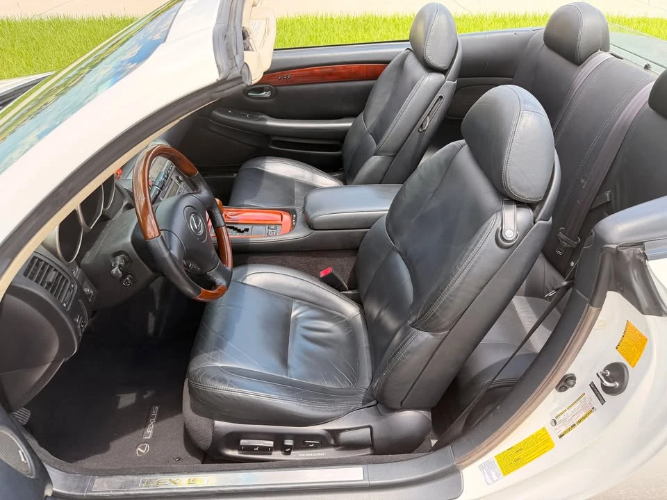 2005 Lexus SC430 - Image 13 of 20