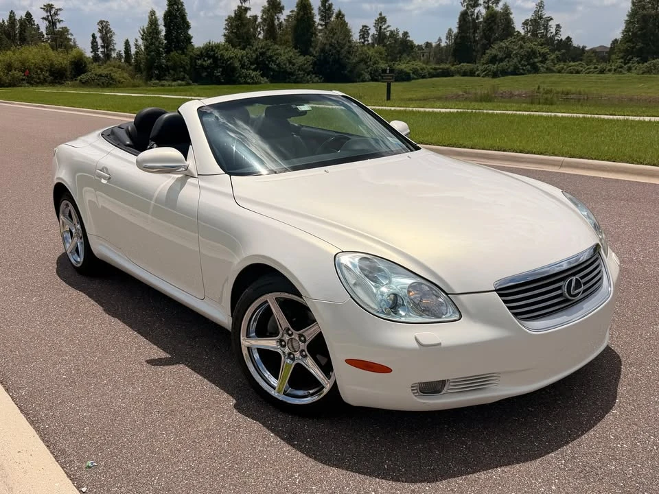 2005 Lexus SC430 - Image 10 of 20