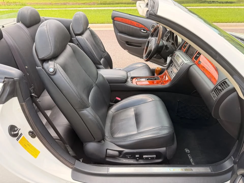 2005 Lexus SC430 - Image 16 of 20