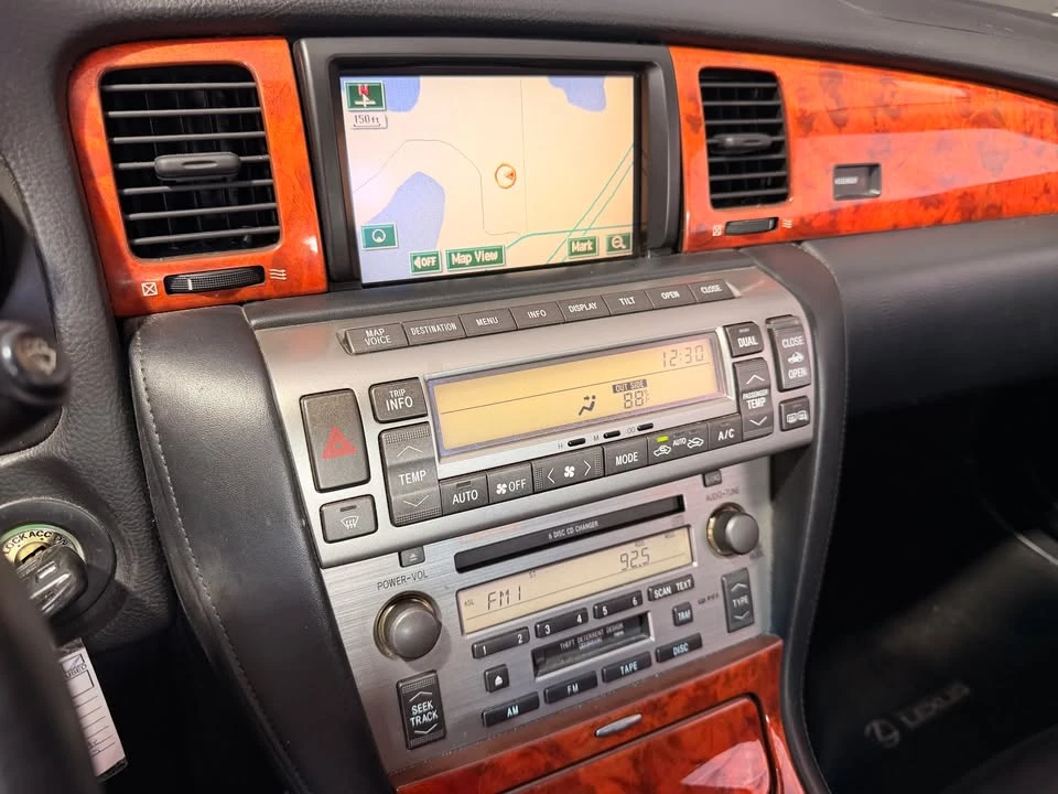 2005 Lexus SC430 - Image 15 of 20