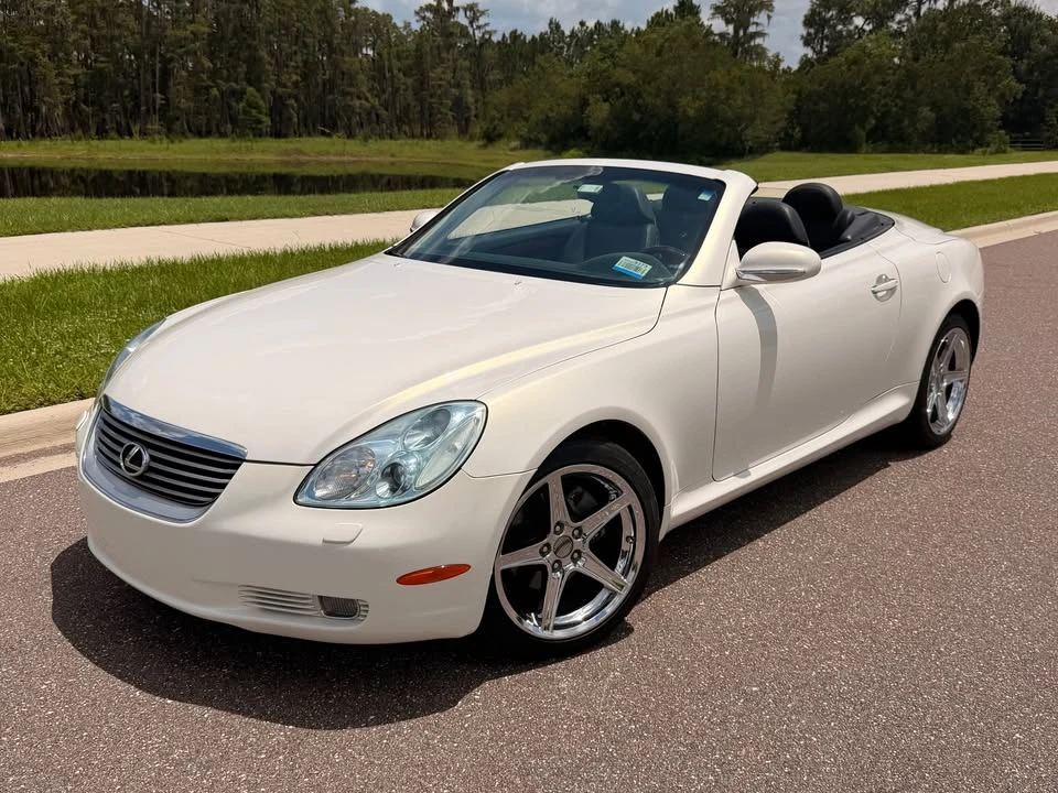 2005 Lexus SC430 - Image 2 of 20