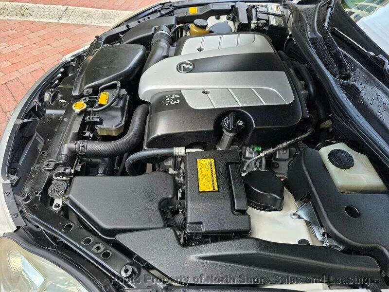 2005 Lexus SC430 - Image 11 of 18