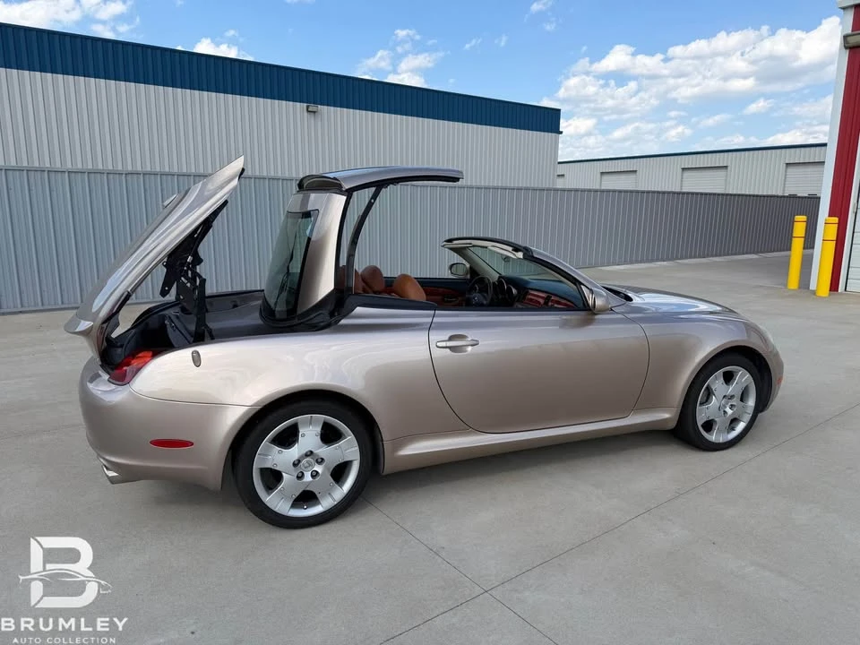 2005 Lexus SC430 - Image 13 of 20