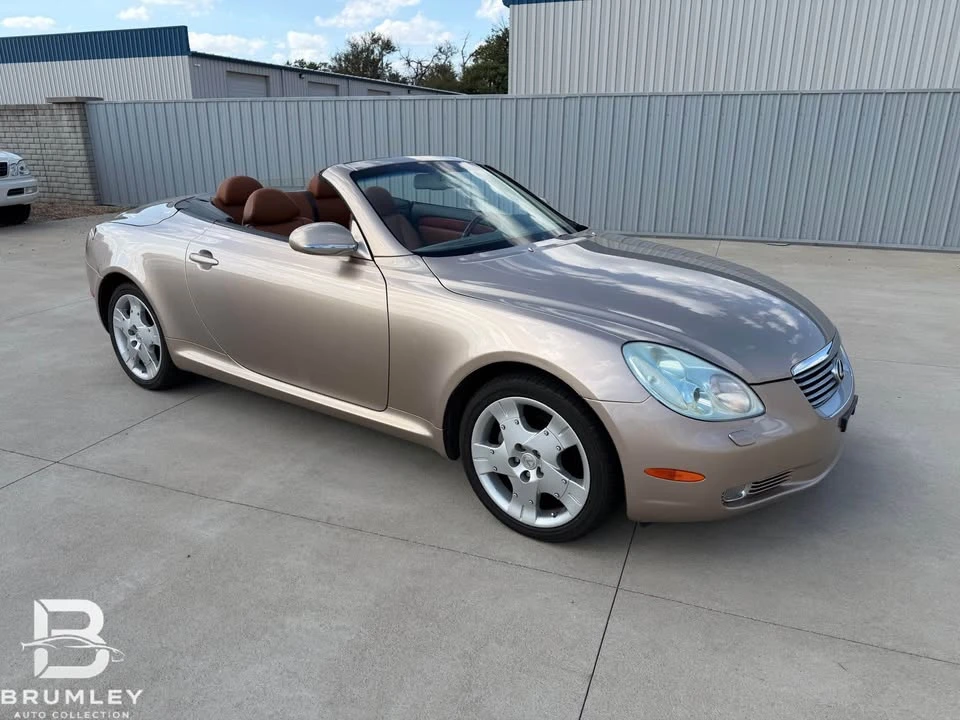 2005 Lexus SC430 - Image 10 of 20