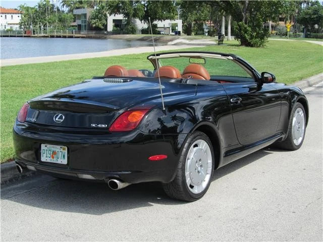 2005 Lexus SC430 - Image 2 of 12