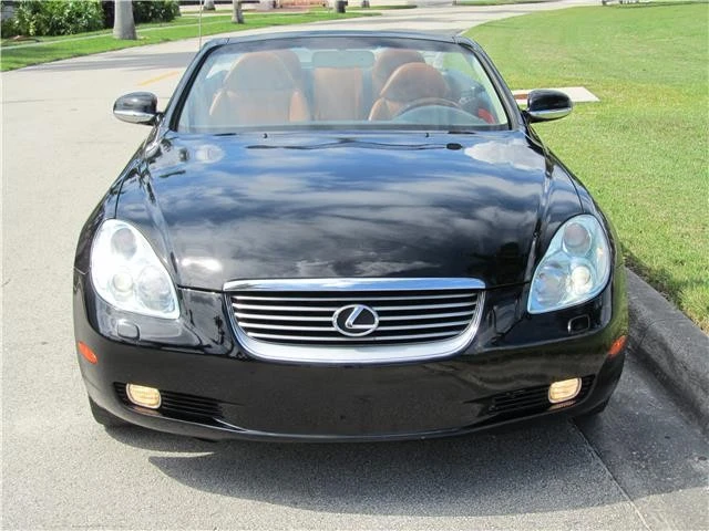 2005 Lexus SC430 - Image 10 of 12