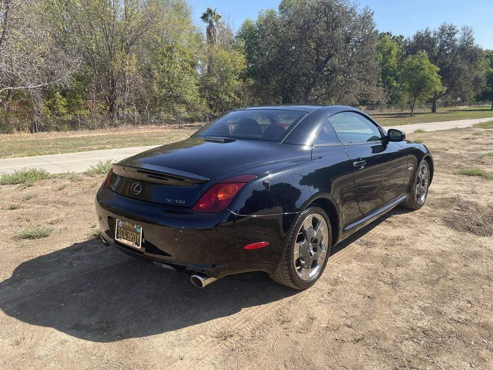 2005 Lexus SC430 - Image 19 of 31