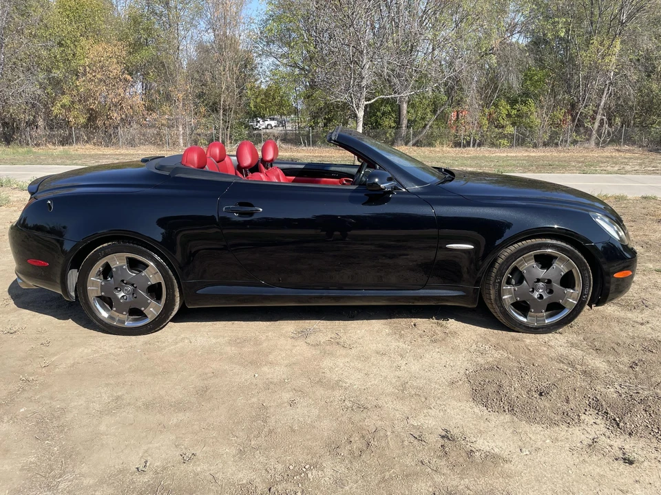 2005 Lexus SC430 - Image 11 of 31