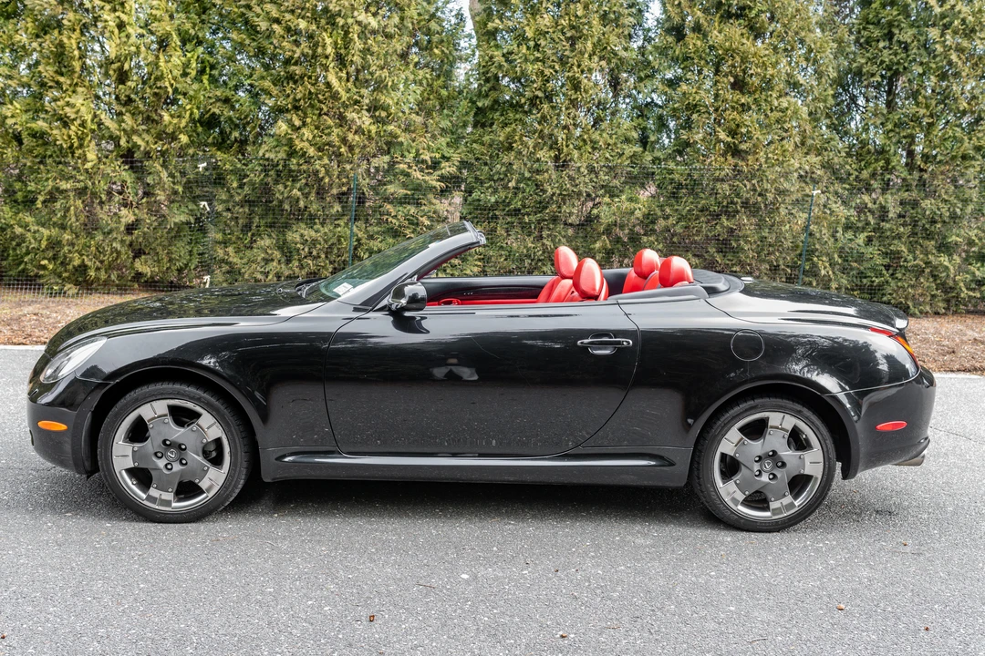 2005 Lexus SC430 - Image 10 of 31