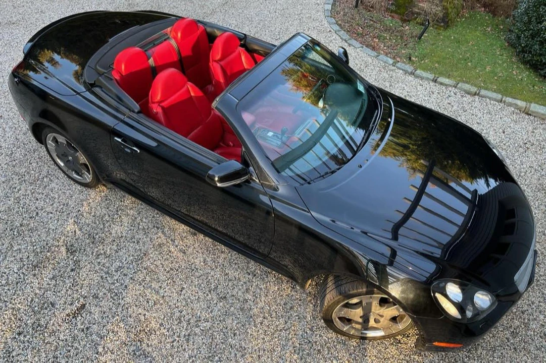 2005 Lexus SC430 - Image 2 of 31