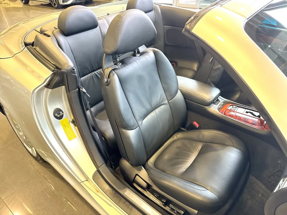 2005 Lexus SC430 - Image 19 of 20
