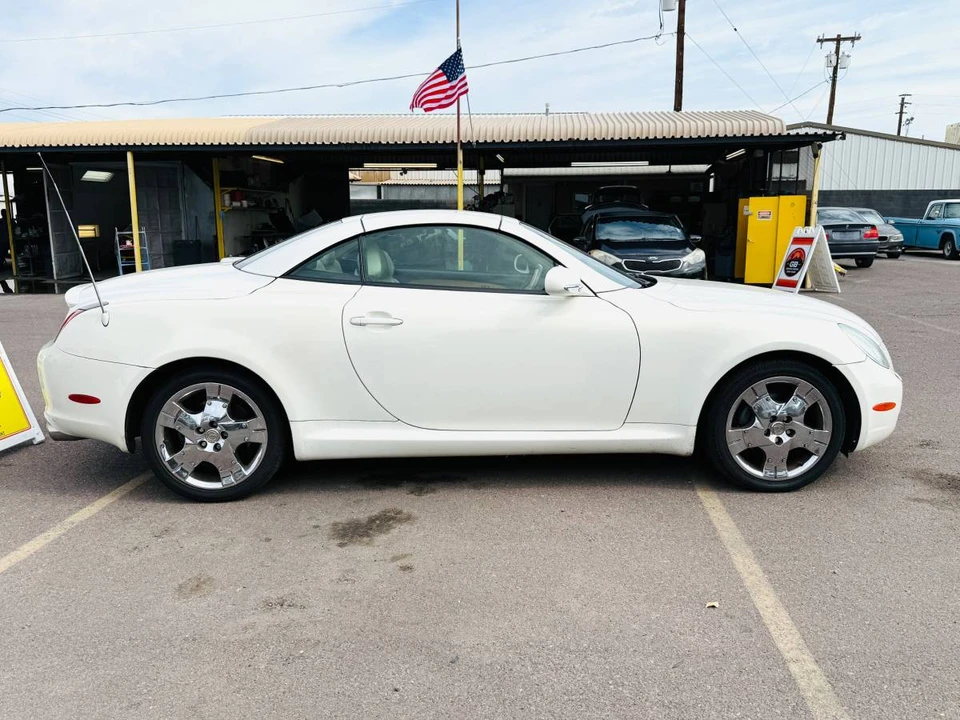 2005 Lexus SC430 - Image 2 of 22