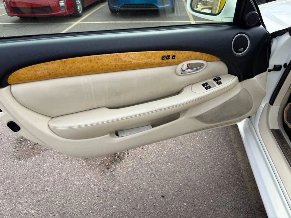 2005 Lexus SC430 - Image 13 of 22